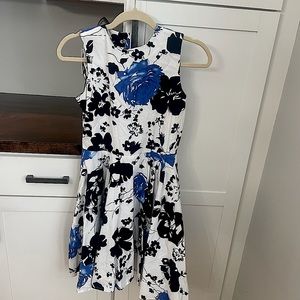 Kate Kasin Black and White Blue Rose Floral Dress